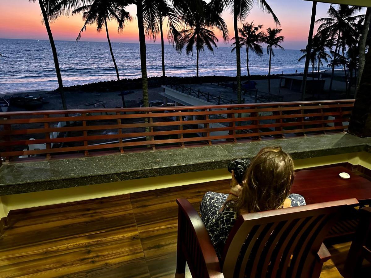 Maadathil Beach Resort Varkala Exterior foto